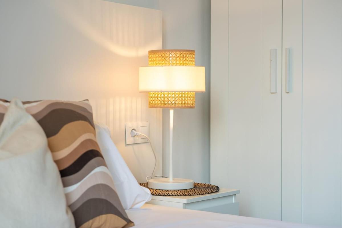 Lodging Apartments Liceu G1 Barcelona Exteriör bild