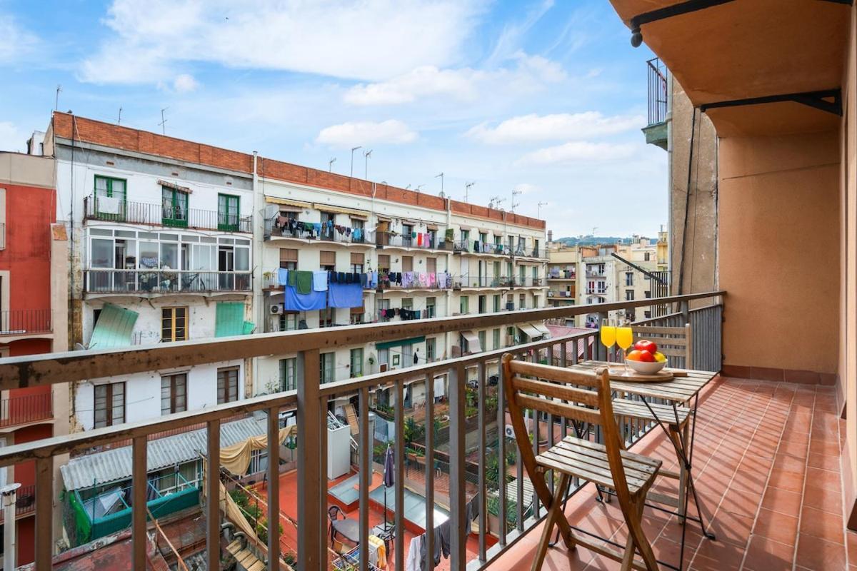 Lodging Apartments Liceu G1 Barcelona Exteriör bild