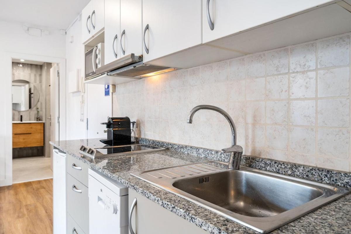 Lodging Apartments Liceu G1 Barcelona Exteriör bild
